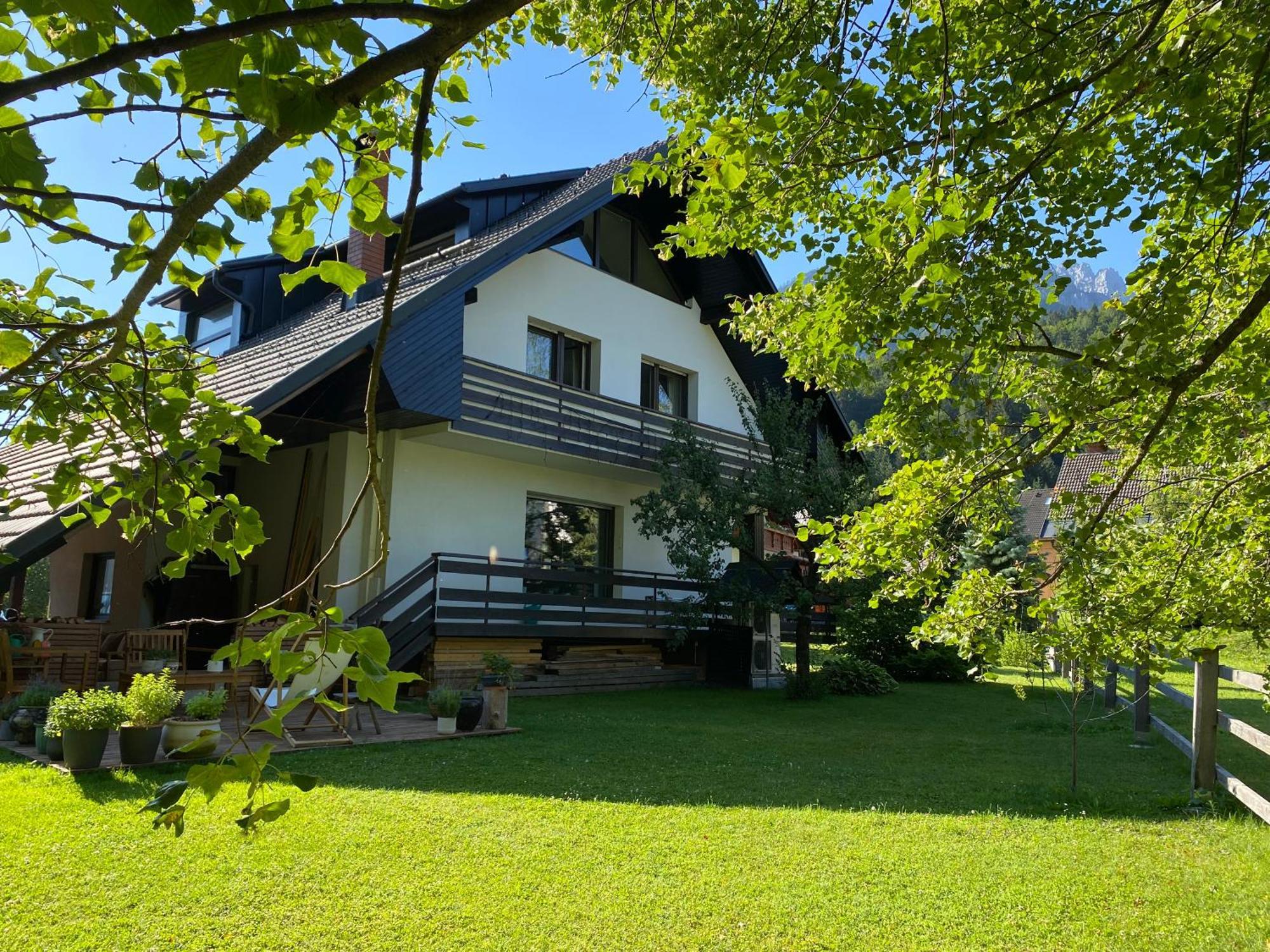 Apartment Zidana Marela - Attic With A View Kranjska Gora Zewnętrze zdjęcie